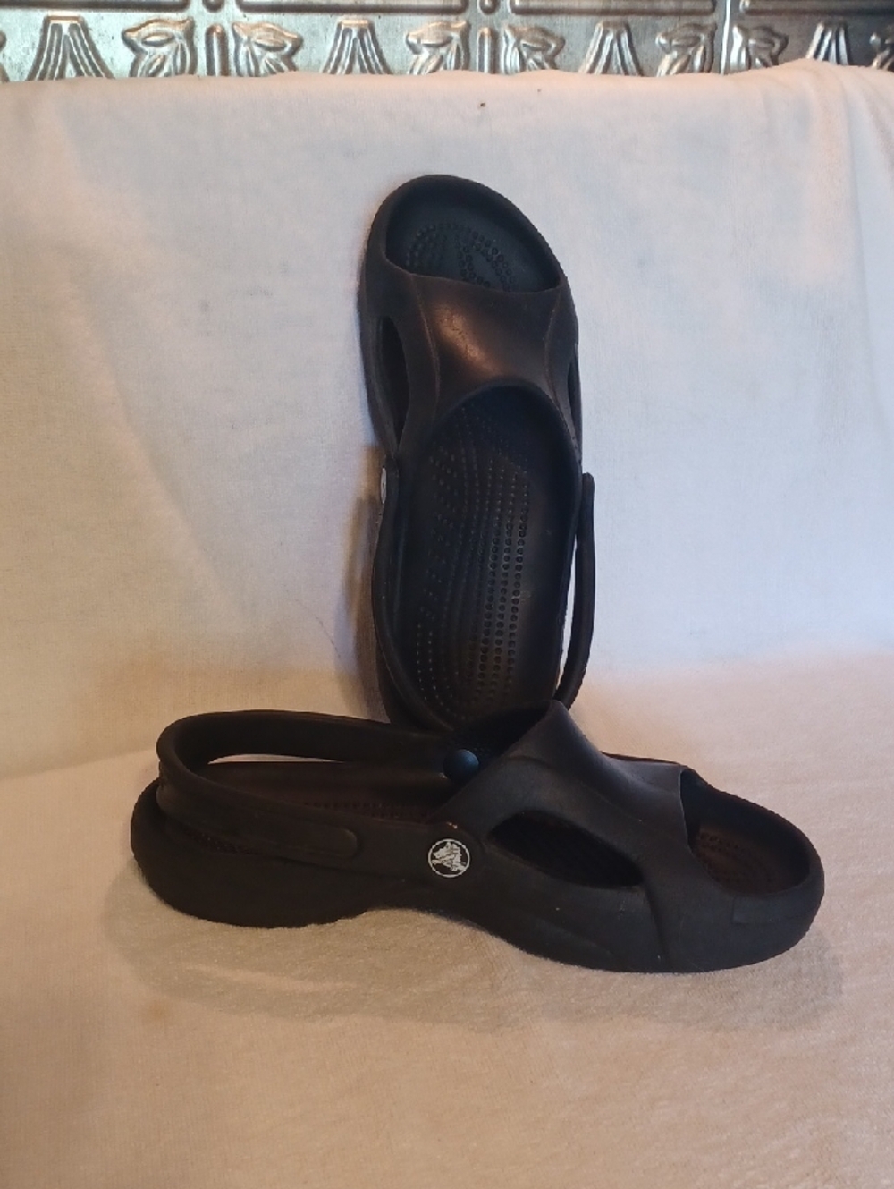 Crocs Women’s Black Slingback Sandals Size 8